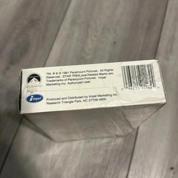 1991 Star Trek 25th Anniversary Official Trading Cards Box 36 Packs SEAL… - Picture 3 of 6